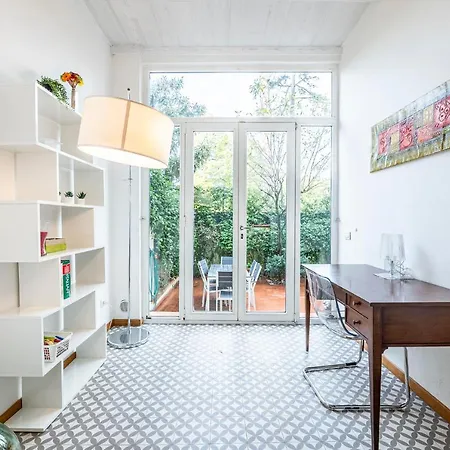 Nicola's - Doppia Con Giardino Privato